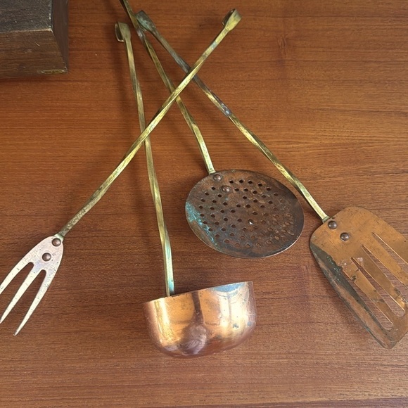 Antique vintage real copper and real brass kitchen utensils set of four - Picture 1 of 11